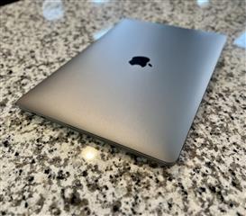 Apple Macbook Pro 13